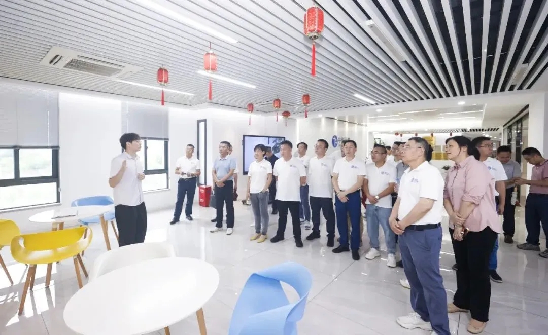 6875abfec2f8a.jpg 6875abfec2f8a.jpg